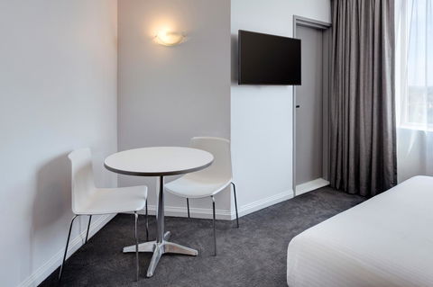 Mercure Sydney Bankstown - Northern Rivers Accommodation 26