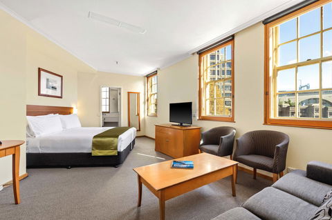 Sydney Harbour Hotel - Northern Rivers Accommodation 7