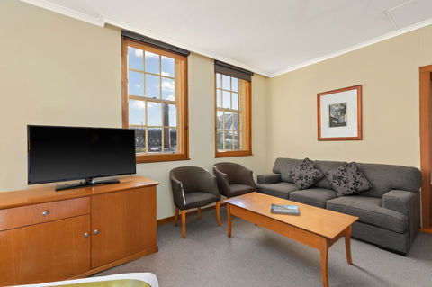 Sydney Harbour Hotel - Northern Rivers Accommodation 8