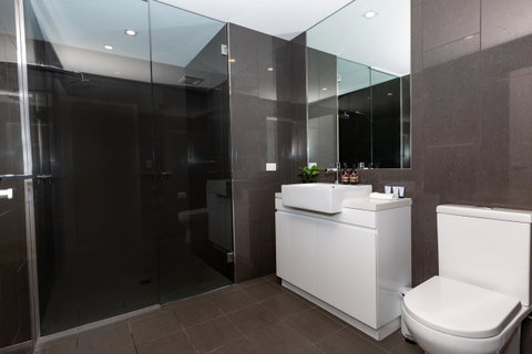 Brand New Executive Apartment - Northern Rivers Accommodation 16