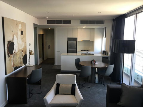 Silkari Suites At Chatswood - Northern Rivers Accommodation 7