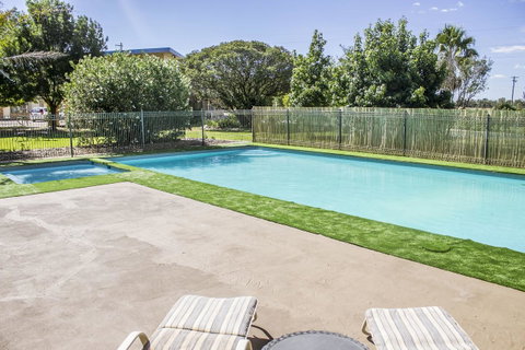 Allonville Gardens Motel - Northern Rivers Accommodation 9