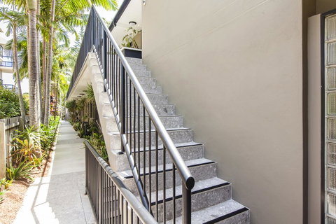 Julians Apartments - Northern Rivers Accommodation 24