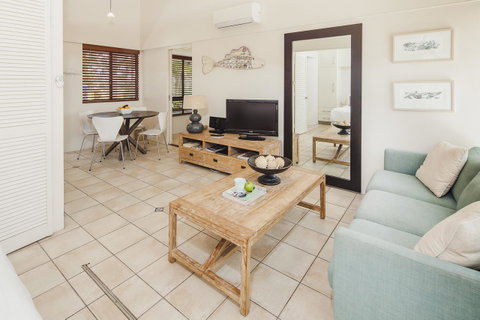 Julians Apartments - Northern Rivers Accommodation 17