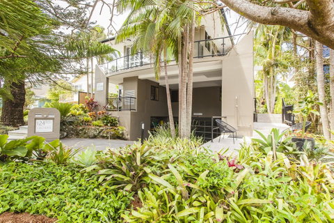 Julians Apartments - Northern Rivers Accommodation 11