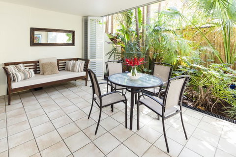 Julians Apartments - Northern Rivers Accommodation 28