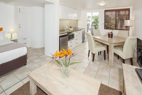 Julians Apartments - Northern Rivers Accommodation 18