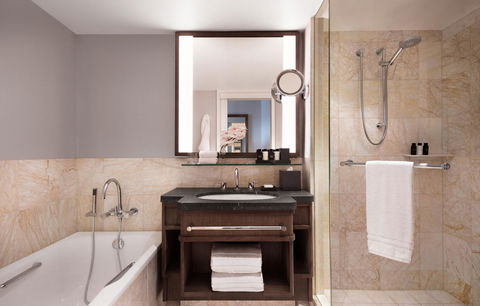 Four Seasons Hotel Sydney - Northern Rivers Accommodation 5