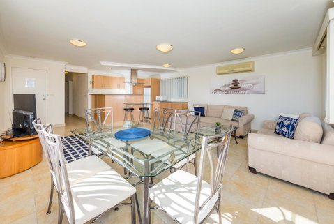 Ronald Avenue 1/65 - Shoal Bay - Northern Rivers Accommodation 4