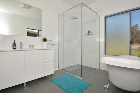 JE Guesthouse, Central To All The Hunter Valley Has To Offer - Northern Rivers Accommodation 27