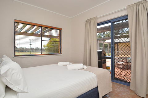 JE Guesthouse, Central To All The Hunter Valley Has To Offer - Northern Rivers Accommodation 30