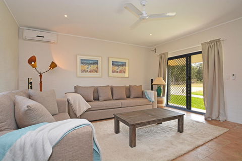 JE Guesthouse, Central To All The Hunter Valley Has To Offer - Northern Rivers Accommodation 1