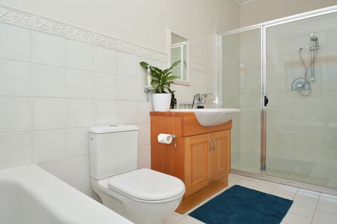 JE Guesthouse, Central To All The Hunter Valley Has To Offer - Northern Rivers Accommodation 22