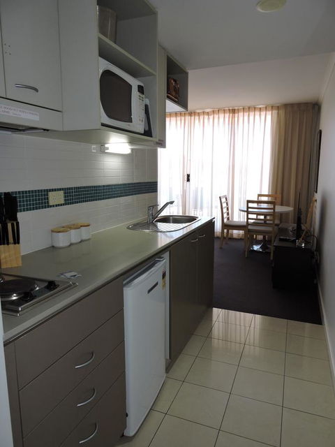 BASE Holidays - Ettalong Beach Premium Apartments - Northern Rivers Accommodation 10