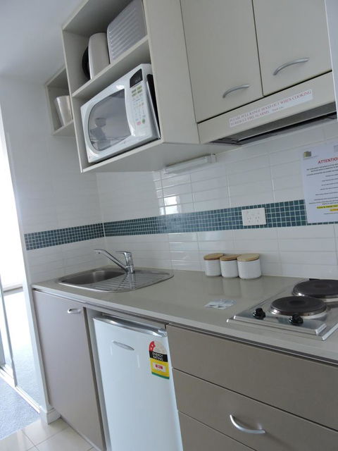 BASE Holidays - Ettalong Beach Premium Apartments - Northern Rivers Accommodation 21