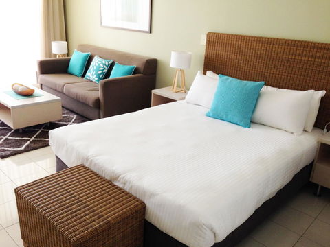 BASE Holidays - Ettalong Beach Premium Apartments - Northern Rivers Accommodation 38