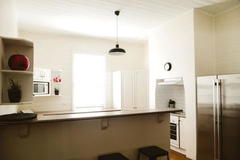 Morpeth Cottage - Northern Rivers Accommodation 32