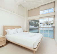 Waterfront Apartment on Sydney Harbour - Northern Rivers Accommodation