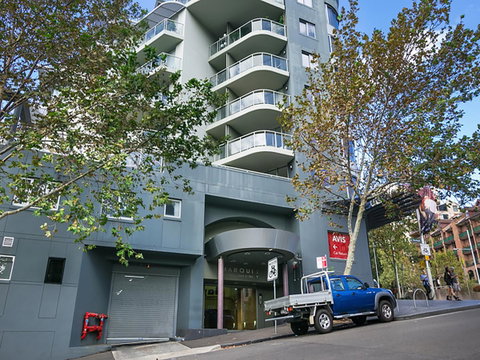 Lower Bridge And Sails - Executive 2BR Darlinghurst Apartment With Balcony And Rooftop Views - Northern Rivers Accommodation 14