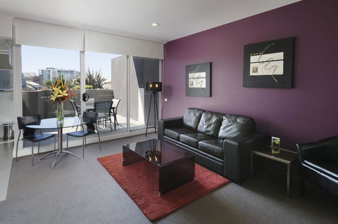 Honeysuckle Executive Apartments - Northern Rivers Accommodation 28
