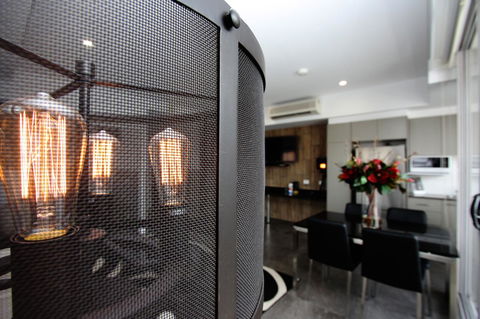 Honeysuckle Executive Apartments - Northern Rivers Accommodation 35