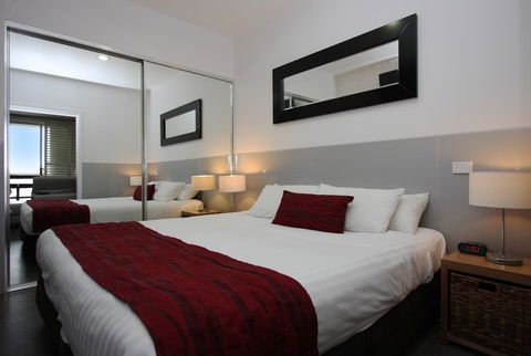 Honeysuckle Executive Apartments - Northern Rivers Accommodation 1