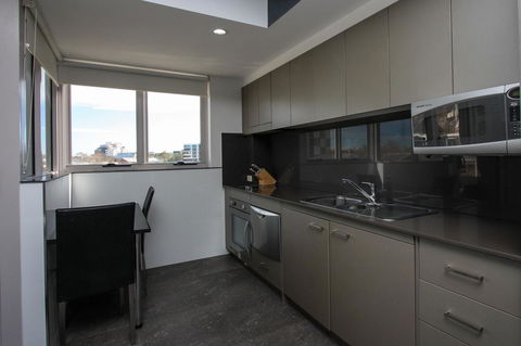 Honeysuckle Executive Apartments - Northern Rivers Accommodation 21