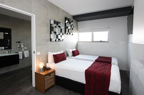 Honeysuckle Executive Apartments - Northern Rivers Accommodation 2