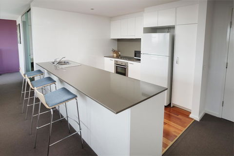 Honeysuckle Executive Apartments - Northern Rivers Accommodation 42