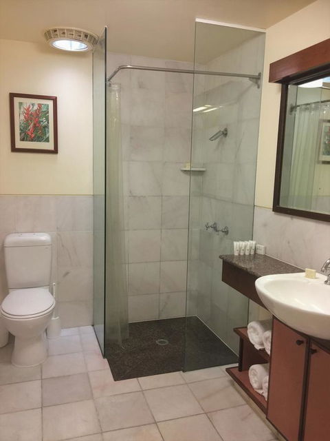 Beach Hotel Resort - Northern Rivers Accommodation 29