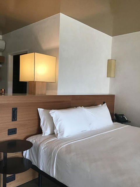 Beach Hotel Resort - Northern Rivers Accommodation 23