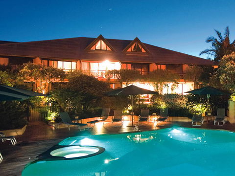 Beach Hotel Resort - Northern Rivers Accommodation 25