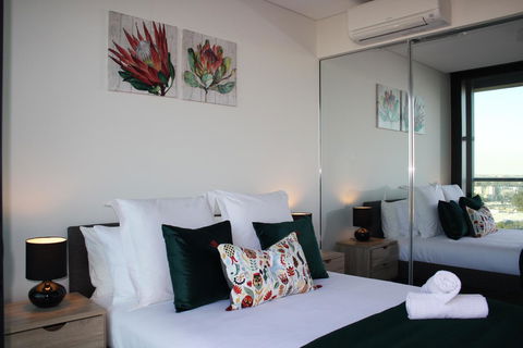Stunning Views Sydney Olympic Park - Northern Rivers Accommodation 20