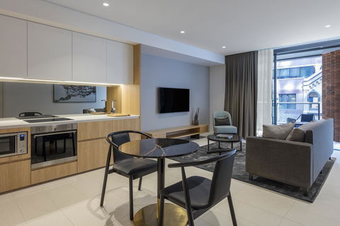 SKYE Suites Sydney - Northern Rivers Accommodation 17