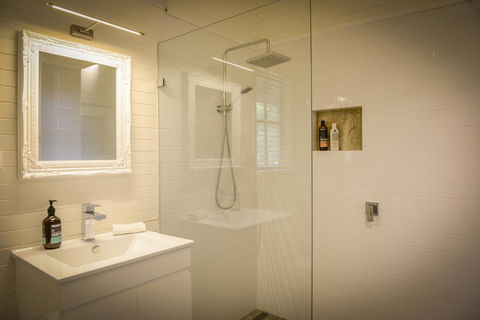 Arcadia - The Barn Cottage & Rosehill Cottage - Northern Rivers Accommodation 11