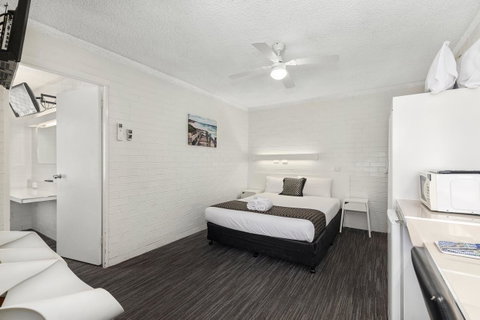Coastal Bay Motel - Northern Rivers Accommodation 16