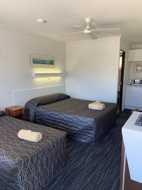 Coastal Bay Motel - Northern Rivers Accommodation 33