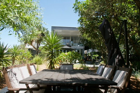 Casuarina Beachfront House - Hostie Properties - Northern Rivers Accommodation 14