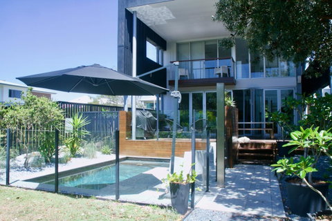 Casuarina Beachfront House - Hostie Properties - Northern Rivers Accommodation 4