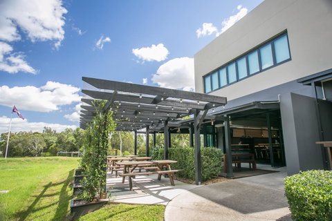 Alpha Hotel Eastern Creek - Northern Rivers Accommodation 10