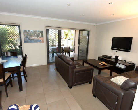Yarrawonga Waterfront Apartments - Northern Rivers Accommodation 7