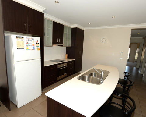 Yarrawonga Waterfront Apartments - Northern Rivers Accommodation 11