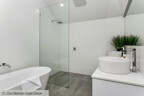 The Terraces Main Beach - Northern Rivers Accommodation 42