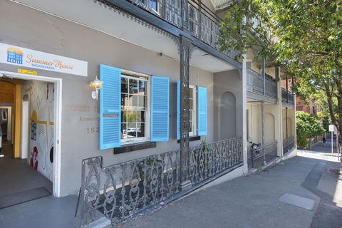 Summer House Kings Cross - Northern Rivers Accommodation 6