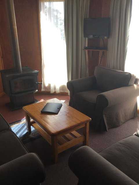 Jenolan Cabins - Northern Rivers Accommodation 12