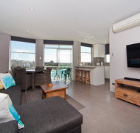 Gorgeous Coogee Views 2 beds WT21 - Northern Rivers Accommodation