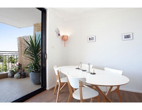Ocean Views And Sea Breezes Over Bondi Beach - Northern Rivers Accommodation 7