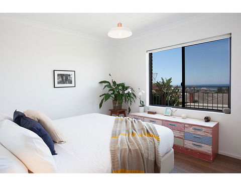 Ocean Views And Sea Breezes Over Bondi Beach - Northern Rivers Accommodation 15