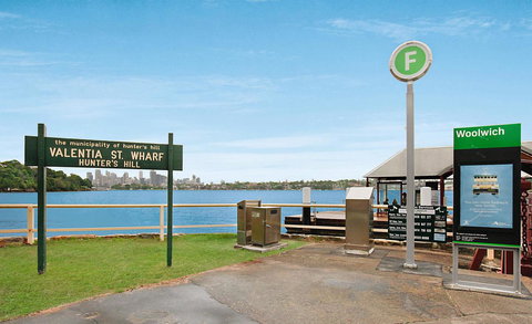 Elegant Family Home Close To Harbour And Views - Northern Rivers Accommodation 16