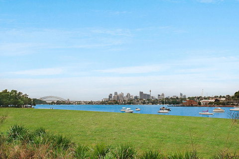 Elegant Family Home Close To Harbour And Views - Northern Rivers Accommodation 17